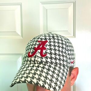 Nike Alabama Crimson Tide Houndstooth Hat